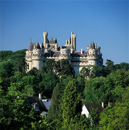 The medieval chateau, Pierrefonds, Picardy, France, Europe Foto de stock - Con derechos protegidos, Código: 841-06033467