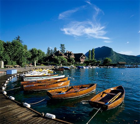 Rowing boats along lake shore, Talloires, Lake Annecy, Rhone Alpes, France, Europe Stock Photo - Rights-Managed, Code: 841-06033479
