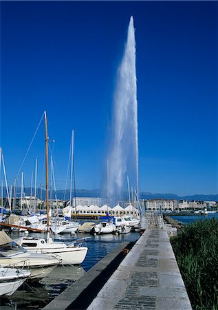 switzerland lake - Jet d'eau (water jet), Lake Geneva, Geneva, Switzerland, Europe Stock Photo - Rights-Managed, Code: 841-06033511