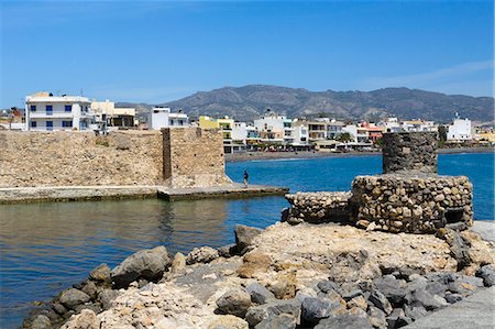 fortress with sea - Sea front and Venetian fortress, Ierapetra, Lasithi region, Crete, Greek Islands, Greece, Europe Stock Photo - Rights-Managed, Code: 841-06033545