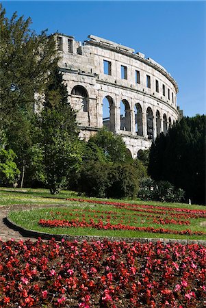 simsearch:841-07813880,k - The Roman Amphitheatre, Pula, Istria, Croatia, Europe Foto de stock - Con derechos protegidos, Código: 841-06033630