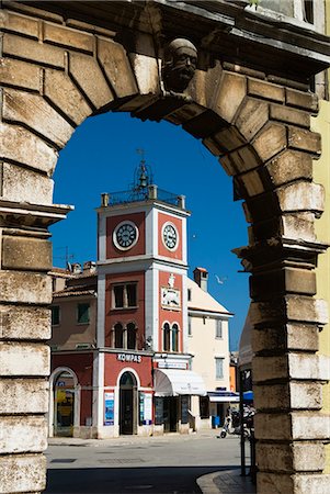 rovigno - Trg Marsala Tita (place principale), Rovinj, Istrie, Croatie, Europe Photographie de stock - Rights-Managed, Code: 841-06033660