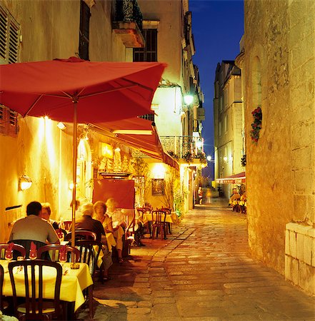 Evening restaurant scene in Haute Ville, Bonifacio, South Corsica, Corsica, France, Europe Foto de stock - Con derechos protegidos, Código: 841-06033760