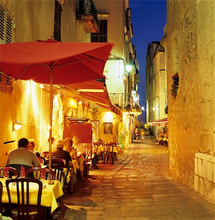 Soirée scène de restaurant dans la Haute Ville, Bonifacio, Corse du Sud, Corse, France, Europe Photographie de stock - Rights-Managed, Code: 841-06033760