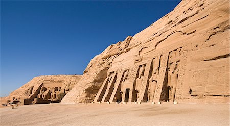 The Temple of Hathor, with the Temple of Re-Herakhte behind, at Abu Simbel, UNESCO World Heritage Site, Nubia, Egypt, North Africa, Africa Fotografie stock - Rights-Managed, Codice: 841-06033848