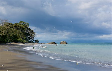 panama - Net fishing on the coast of the Osa Peninsula, Panama, Central America Stock Photo - Rights-Managed, Code: 841-06033908