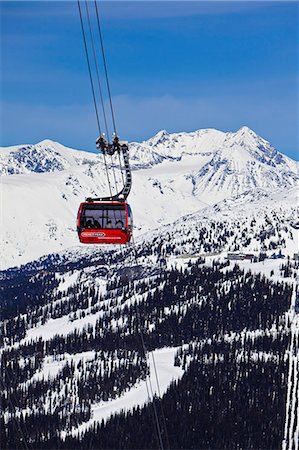 funiculares - Peak 2 Peak Gondola, the peak to peak gondola between Whistler and Blackcomb mountains, Whistler Blackcomb Ski Resort, Whistler, British Columbia, Canada, North America Foto de stock - Con derechos protegidos, Código: 841-06344132