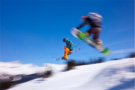 simsearch:841-06344151,k - Snowboarder flying off a ramp, Whistler Mountain, Whistler Blackcomb Ski Resort, Whistler, British Columbia, Canada, North America Stock Photo - Rights-Managed, Code: 841-06344150