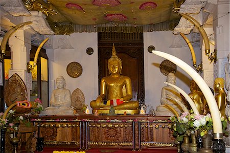 dalada maligawa in sri lanka indoor - Temple of the Tooth Relic, famous temple housing tooth relic of the Buddha, UNESCO World Heritage Site, Kandy, Sri Lanka, Asia Stock Photo - Rights-Managed, Code: 841-06344480