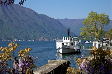 simsearch:841-06344529,k - Lakeside view in spring, Lake Como, Italian Lakes, Northern Italy, Europe Foto de stock - Con derechos protegidos, Código: 841-06344531