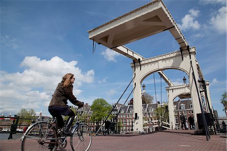 Magere Brug (pont maigre), Amsterdam, Hollande, Europe Photographie de stock - Rights-Managed, Code: 841-06344825