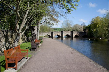 derbyshire - Pont sur la rivière Wye, Bakewell, Derbyshire, Angleterre, Royaume-Uni, Europe Photographie de stock - Rights-Managed, Code: 841-06344849