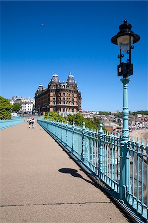 simsearch:841-06345075,k - Le Grand Hôtel du pont de falaise, Scarborough, North Yorkshire, Yorkshire, Angleterre, Royaume-Uni, Europe Photographie de stock - Rights-Managed, Code: 841-06345053