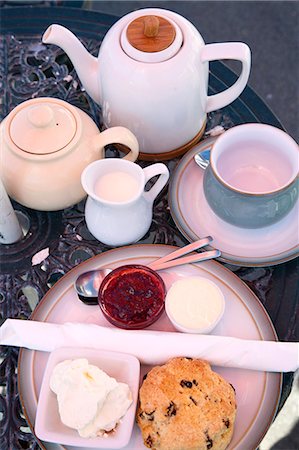 simsearch:841-06345082,k - Cream tea at the Castle by the Sea Tearoom, Scarborough, North Yorkshire, Yorkshire, England, United Kingdom, Europe Stock Photo - Rights-Managed, Code: 841-06345072