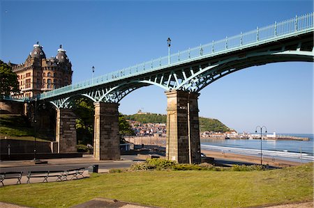 simsearch:841-06345095,k - The Grand Hotel and Cliff Bridge, Scarborough, North Yorkshire, Yorkshire, England, United Kingdom, Europe Foto de stock - Con derechos protegidos, Código: 841-06345081