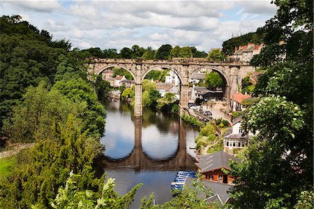 simsearch:841-06807515,k - Knaresborough Viaduct and River Nidd in summer, Knaresborough, North Yorkshire, Yorkshire, England, United Kingdom, Europe Stock Photo - Rights-Managed, Code: 841-06345137