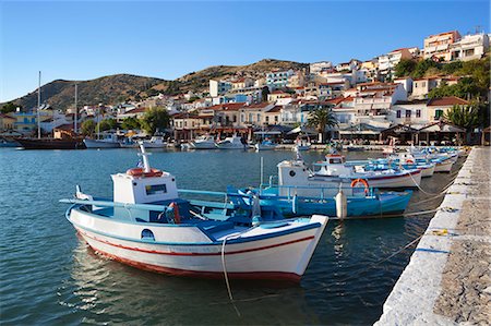 Vue sur le port, Pythagorion, Samos, îles de l'Égée, Grèce Photographie de stock - Rights-Managed, Code: 841-06345197