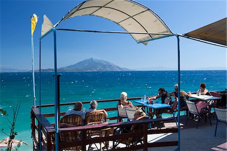 Café au bord de mer, plage de Pappa, Ireon, Samos, îles de l'Égée, Grèce Photographie de stock - Rights-Managed, Code: 841-06345209