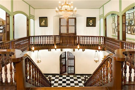 simsearch:841-06341368,k - Staircase of the Pastor Heritage House dating from 1883, a classic Filipino style Bahay na bato in Batangas, Philippines, Southeast Asia, Asia Foto de stock - Direito Controlado, Número: 841-06341397