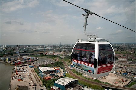 Découvre un téléphérique lors du lancement de l'Emirates Air Line, Londres, Royaume-Uni, Europe Photographie de stock - Rights-Managed, Code: 841-06341515
