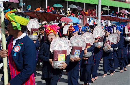 Pa Oh minority women marching during the procession on Pa Oh National Day, Taungyi, Southern Shan State, Myanmar (Burma), Asia Stock Photo - Rights-Managed, Code: 841-06341829