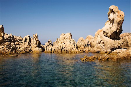 dappled sunlight - The island of Razzoli, Maddalena Islands, La Maddalena National Park, Sardinia, Italy, Mediterranean, Europe Foto de stock - Con derechos protegidos, Código: 841-06342128