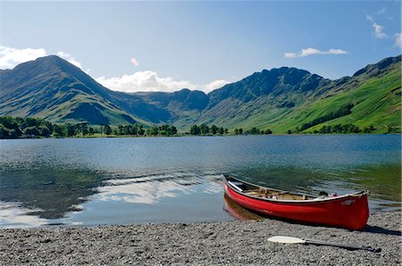 Lake Buttermere with Fleetwith Pike and Haystacks, Lake District National Park, Cumbria, England, United Kingdom, Europe Foto de stock - Con derechos protegidos, Código: 841-06342382