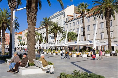 Cafés auf der Riva in Split, Kroatien, Europa Stockbilder - Lizenzpflichtiges, Bildnummer: 841-06343019