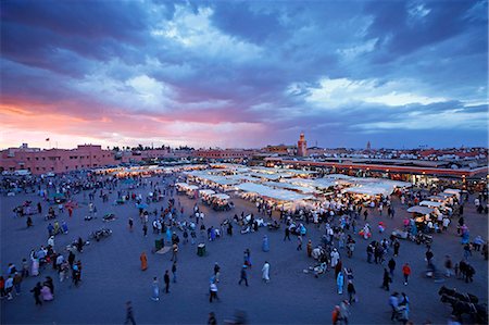 Erhöhten Blick auf dem Djemaa el-Fna, Marrakesch (Marrakech), Marokko, Nordafrika, Afrika, Afrika Stockbilder - Lizenzpflichtiges, Bildnummer: 841-06343106