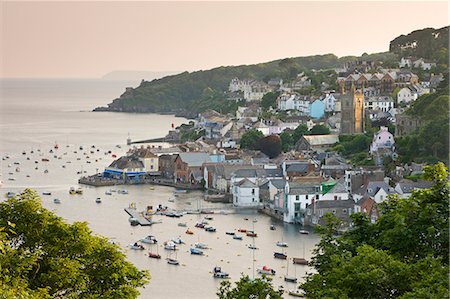 simsearch:841-06805635,k - The Cornish town of Fowey on the Fowey Estuary, Cornwall, England, United Kingdom, Europe Stock Photo - Rights-Managed, Code: 841-06343530