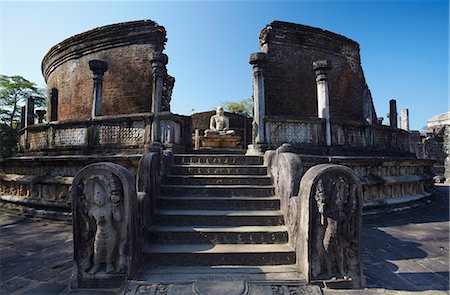 stone stairs - Vatadage, Quadrangle, Polonnaruwa, UNESCO World Heritage Site, North Central Province, Sri Lanka, Asia Stock Photo - Rights-Managed, Code: 841-06343703