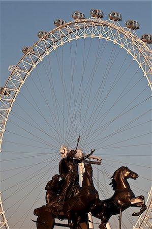 Statue of Boudicca and the London Eye, London, England, United Kingdom, Europe Stock Photo - Rights-Managed, Code: 841-06444574