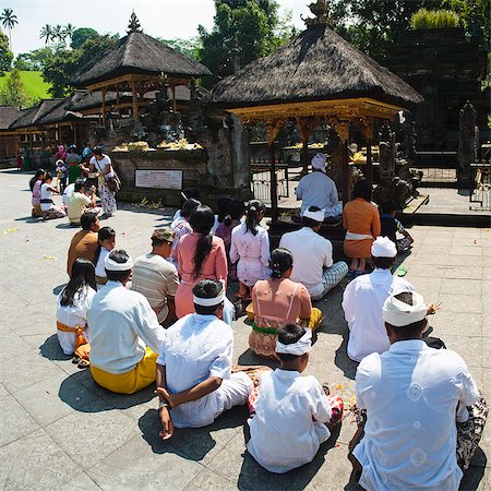 Groupe de gens hindous prier au Temple de Pura Tirta Empul, Bali, Indonésie, Asie du sud-est, Asie Photographie de stock - Rights-Managed, Code: 841-06445061