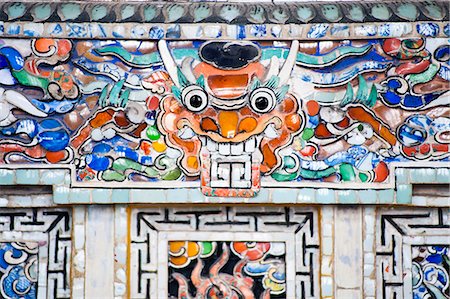 simsearch:841-06447915,k - Colourful mosaic detail at The Tomb of Khai Dinh, Hue, Vietnam, Indochina, Southeast Asia, Asia Stock Photo - Rights-Managed, Code: 841-06445097