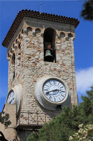 reloj de la torre - Tower of Notre Dame d'Esperance church, Cannes, Alpes Maritimes, Provence, Cote d'Azur, French Riviera, France, Europe Foto de stock - Con derechos protegidos, Código: 841-06445658