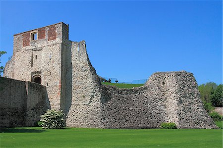 surrey - Castle, Farnham, Surrey, England, United Kingdom, Europe Stock Photo - Rights-Managed, Code: 841-06445664