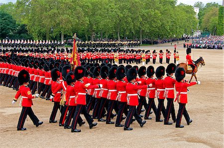 Soldaten an Trooping die Farbe 2012, Queen's offizielle Birthday Parade, Horse Guards, Whitehall, London, England, Vereinigtes Königreich, Europa Stockbilder - Lizenzpflichtiges, Bildnummer: 841-06445739