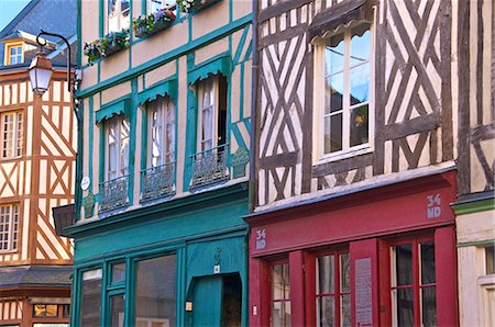 Norman colombage moitié typique maisons, Honfleur, Calvados, Normandie, France, Europe Photographie de stock - Rights-Managed, Code: 841-06445940