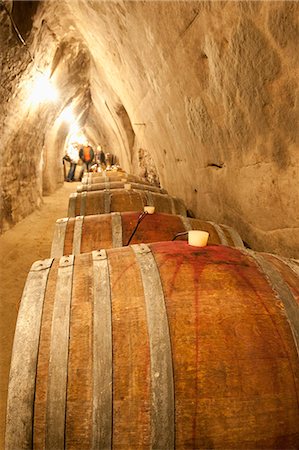 simsearch:841-06448336,k - Wooden wine barels in sandstone wine cellar, Novy Saldorf, Brnensko, Czech Republic, Europe Stock Photo - Rights-Managed, Code: 841-06446098