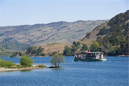 A tourist steamer on Lake Ullswater, Lake District National Park, Cumbria, England, United Kingdom, Europe Foto de stock - Con derechos protegidos, Código: 841-06446264