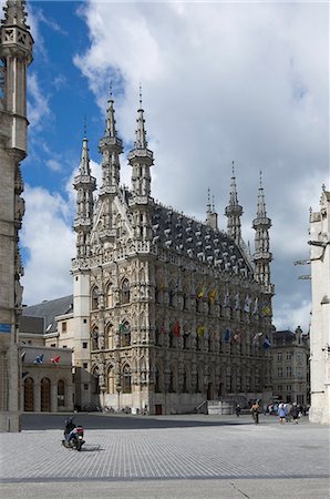 The 15th century late Gothic Town Hall in the Grote Markt, Leuven, Belgium, Europe Foto de stock - Con derechos protegidos, Código: 841-06446276