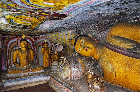Statues de Bouddha, Temple de la grotte de Dambulla, patrimoine mondial de l'UNESCO, Dambulla, Sri Lanka, Asie Photographie de stock - Rights-Managed, Code: 841-06446692