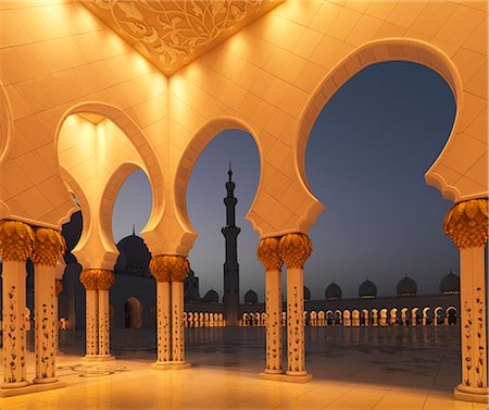 Sheikh Zayed Mosque, Abu Dhabi, United Arab Emirates, Middle East Stock Photo - Rights-Managed, Code: 841-06446971