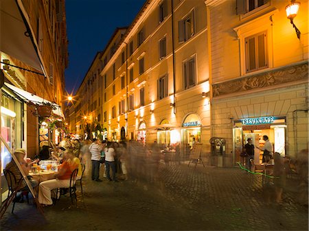 Gens à manger à l'extérieur restaurant, Rome, Lazio, Italie, Europe Photographie de stock - Rights-Managed, Code: 841-06447033