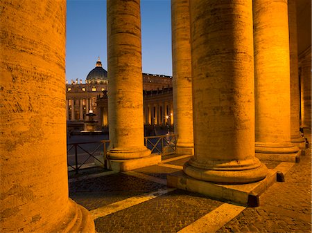 De St. Peter Basilica, Vatican, Rome, Lazio, Italie, Europe Photographie de stock - Rights-Managed, Code: 841-06447048