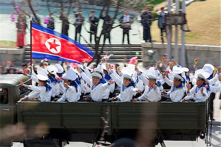 sailor (male) - Défilé militaire pendant les célébrations de rues sur le 100e anniversaire de la naissance du Président Kim Il Sung, le 15 avril 2012, Pyongyang, République de Corée (RPDC), la Corée du Nord, Asie populaire démocratique Photographie de stock - Rights-Managed, Code: 841-06447267