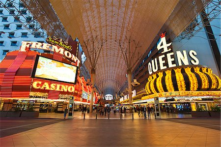 Fremont Street Experience, Las Vegas, Nevada, United States of America, North America Foto de stock - Direito Controlado, Número: 841-06447387