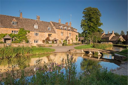 Cottages beside the River Eye in the picturesque Cotswold village of Lower Slaughter, Gloucestershire, England, United Kingdom, Europe Stock Photo - Rights-Managed, Code: 841-06447619