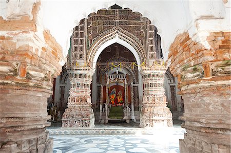 religious places india - Hindu deities Lord Krishna and his consort Radha in the Lalji Mandir shrine, one of the terracotta temples at Kalna, West Bengal, India, Asia Stock Photo - Rights-Managed, Code: 841-06447715