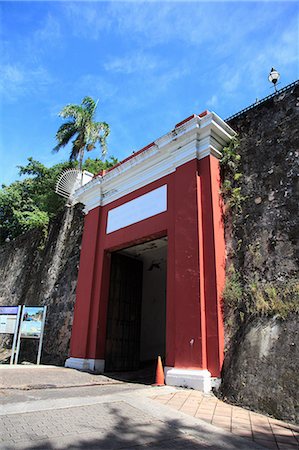 puerto rico - San Juan Gate, Old City Wall, UNESCO World Heritage Site, Old San Juan, San Juan, Puerto Rico, West Indies, Caribbean, United States of America, Central America Stock Photo - Rights-Managed, Code: 841-06447916